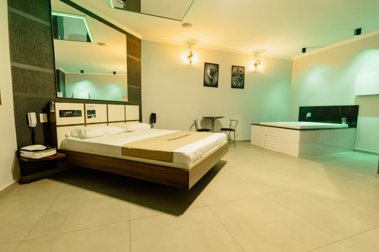 Suíte 18 — Suite Hidro